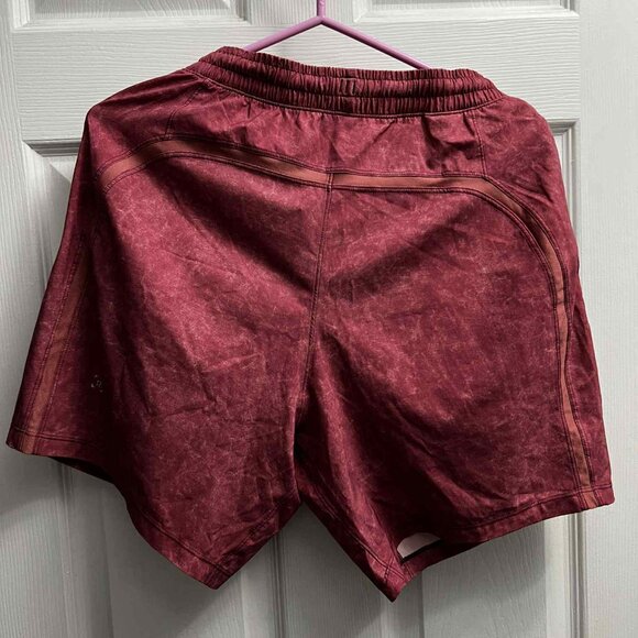 Lululemon Mens Pace Breaker Lined shorts, size Small, 9 inch inseam - Picture 2 of 4